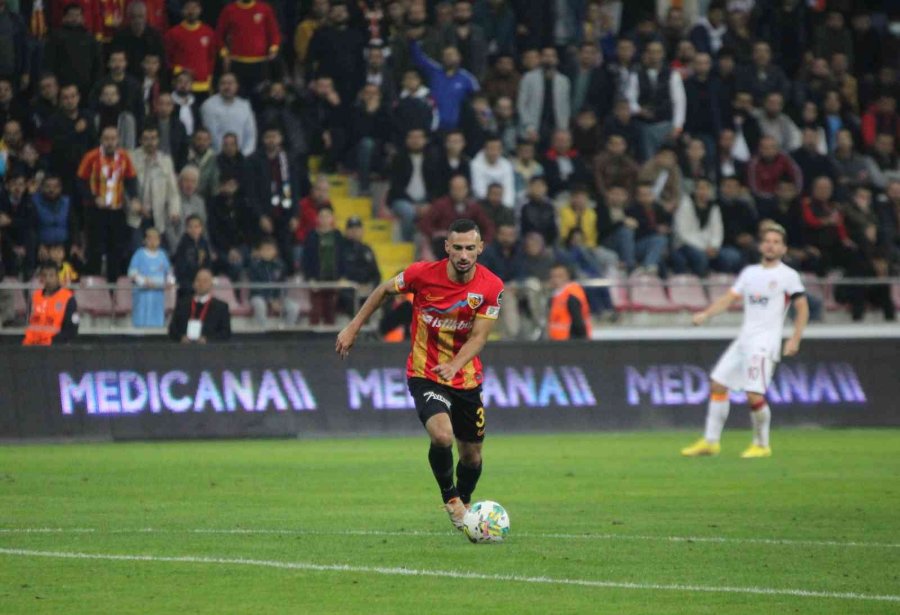 Spor Toto Süper Lig: Kayserispor: 2 - Galatasaray: 0 (ilk Yarı)