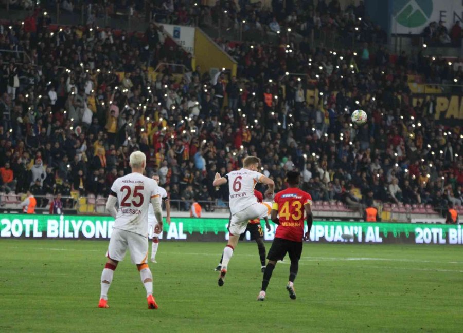 Spor Toto Süper Lig: Kayserispor: 2 - Galatasaray: 0 (ilk Yarı)