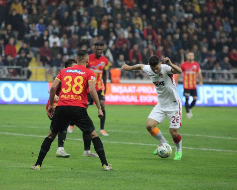 Spor Toto Süper Lig: Kayserispor: 2 - Galatasaray: 1 (maç Sonucu)