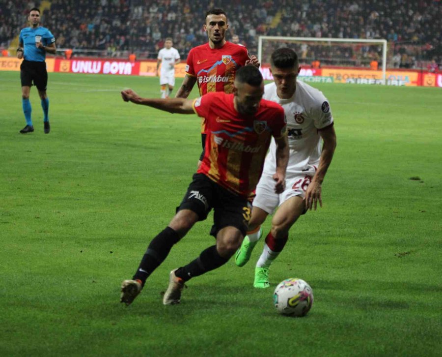 Spor Toto Süper Lig: Kayserispor: 2 - Galatasaray: 1 (maç Sonucu)
