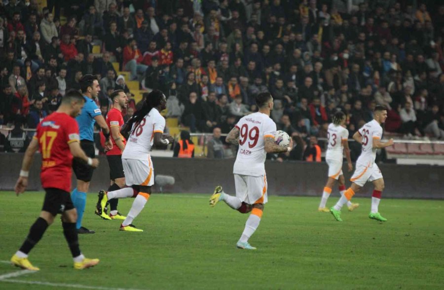 Spor Toto Süper Lig: Kayserispor: 2 - Galatasaray: 1 (maç Sonucu)