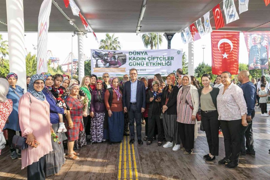 Seçer: "mersin’de Üretici Kadınlarımızla Çok Güzel İşler Yapıyoruz"