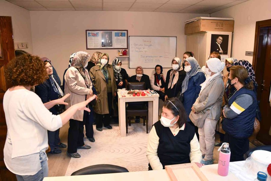 İlçe Sakini Kadınlar Tepebaşı Belediyesinin Projelerini Yerinde Gördü