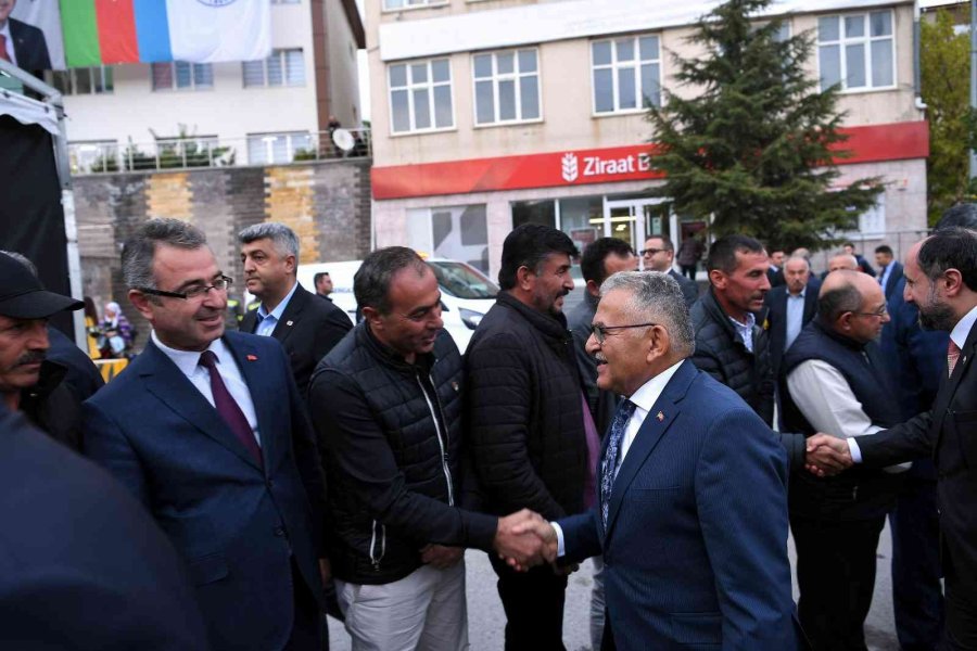 Özvatan Ve Felahiye’den Doğalgaz Teşekkürü