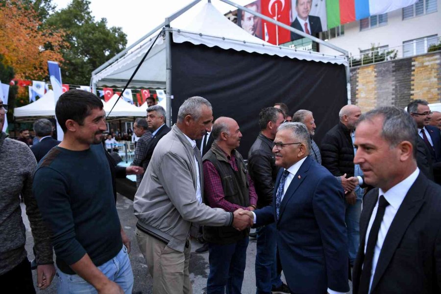 Özvatan Ve Felahiye’den Doğalgaz Teşekkürü