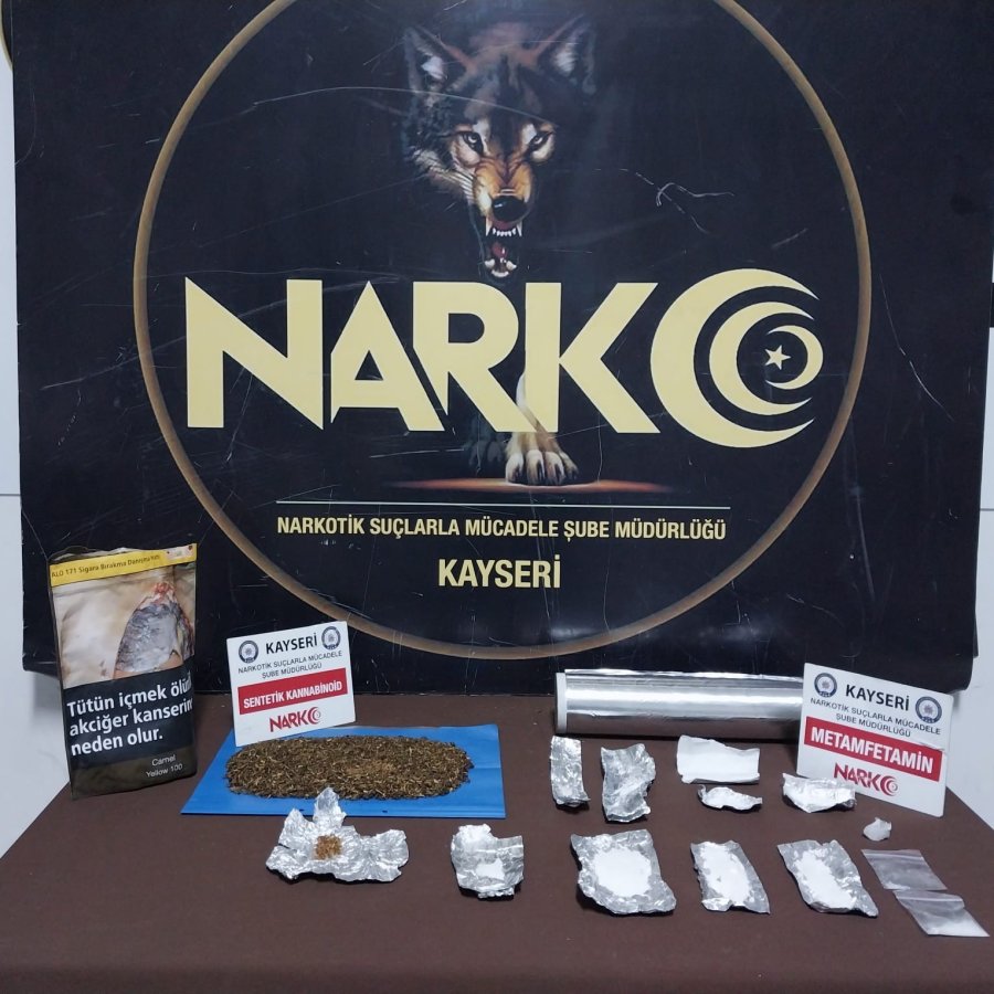 Narkotik Ekipleri Uyuşturucu Tacirlerini Böyle Yakaladı