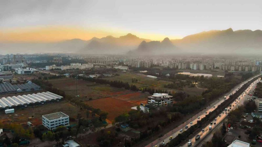 Aü Rektörü Özkan, "bilişimin Potansiyeli Turizmden Yüksek"