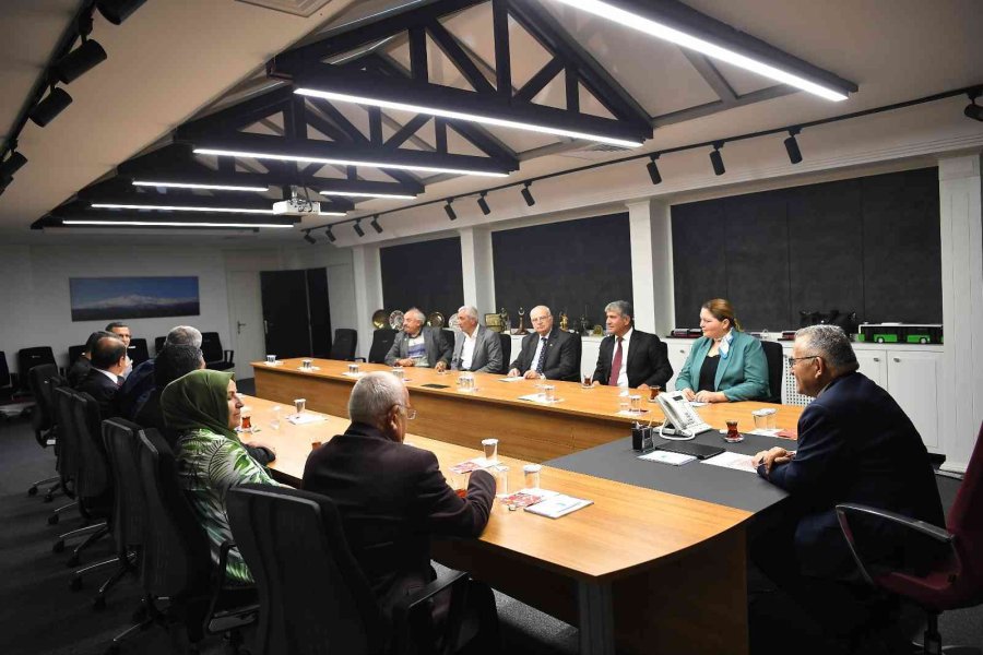 Muhtarlardan Başkan Büyükkılıç’a Ziyaret