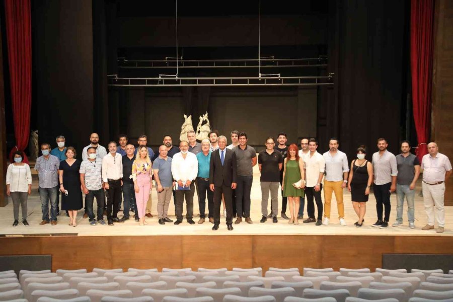 Mezitli Belediyesi Kültür Merkezi 1 Yaşında