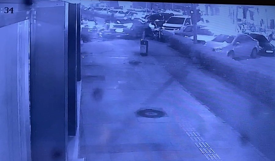 82 Yaşındaki Sürücü Ortalığı Savaş Alanına Çevirdi: 3 Yaralı