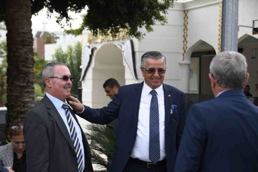 Kemer’de Muhtarlar Unutulmadı