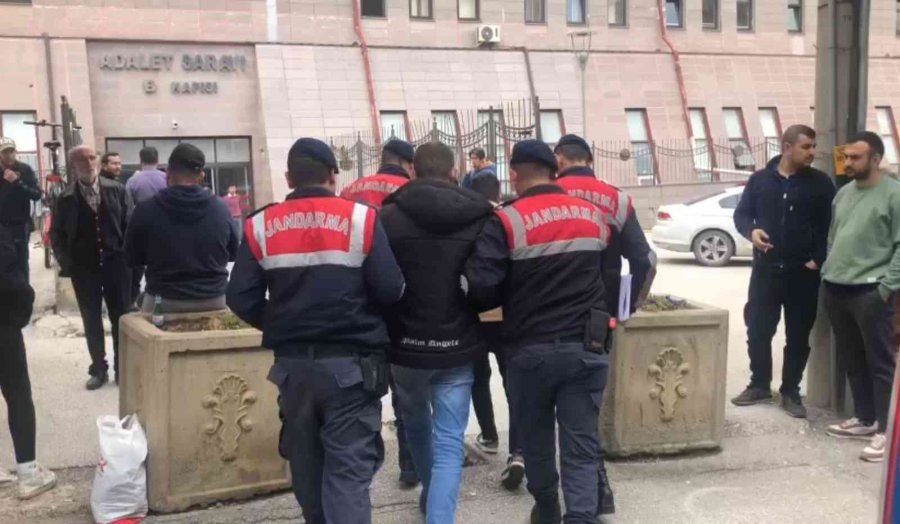 Eskişehir’de Trafo Ve Enerji Kablosu Çaldıkları Belirlenen 2 Şüpheli Tutuklandı