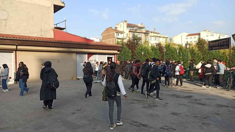 Eskart Yoğunluğu ‘pes’ Dedirtti