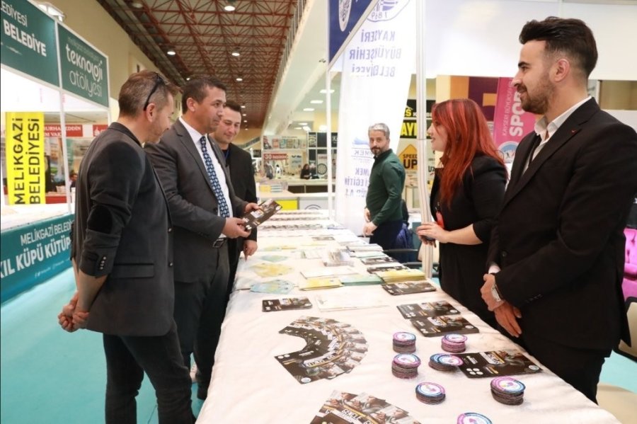 Büyükşehir Kaymek, 5. Kayseri Kitap Fuarı’nda Kitapseverlerle Buluşuyor