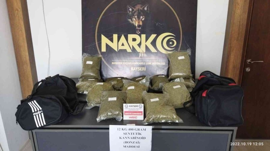 Yolcu Otobüsünde 12 Kilo Uyuşturucu Ele Geçirildi