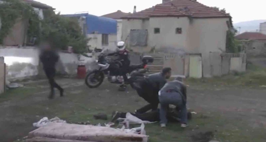 Film Gibi Operasyon Kamerada