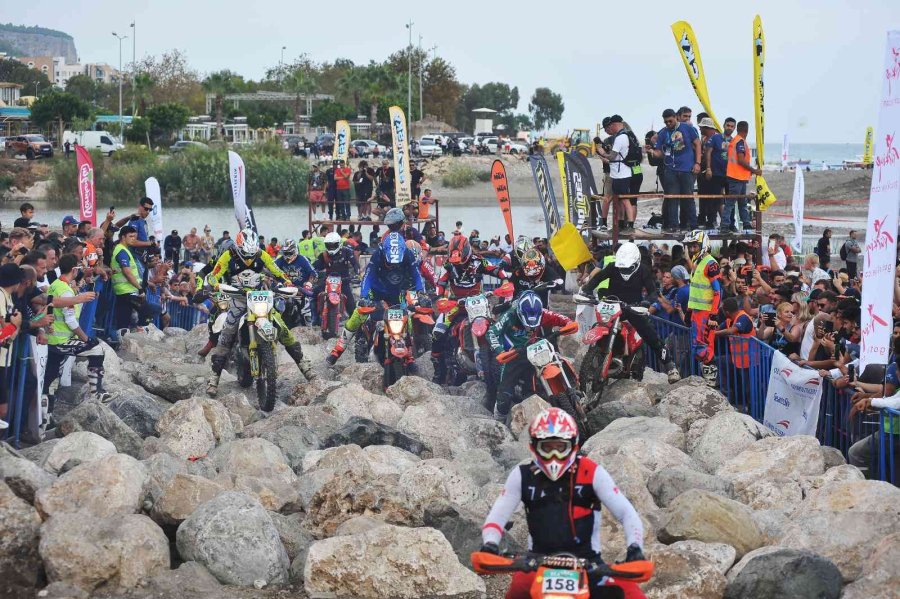 Başkan Topaloğlu: "kemer, Spor Turizminde Önemli Yere Geldi"