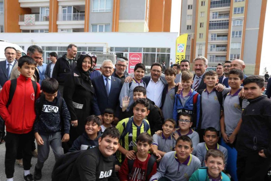 Samet Özer Diyanet Eğitim Ve Kültür Merkezi’nin Temeli Atıldı