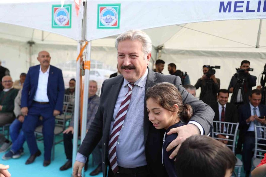 Samet Özer Diyanet Eğitim Ve Kültür Merkezi’nin Temeli Atıldı