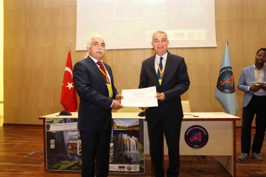Akdeniz Üniversitesi’nde "kırsal Turizm Ve Kalkınma" Konuşuldu
