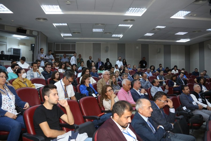 Meyvede Hasat Masraflarını Azaltmanın Yolu Mekanizasyondan Geçiyor