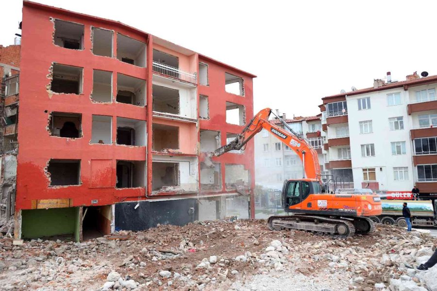 Kentsel Dönüşüm Alanına 2 Katlı Otopark Yapılacak