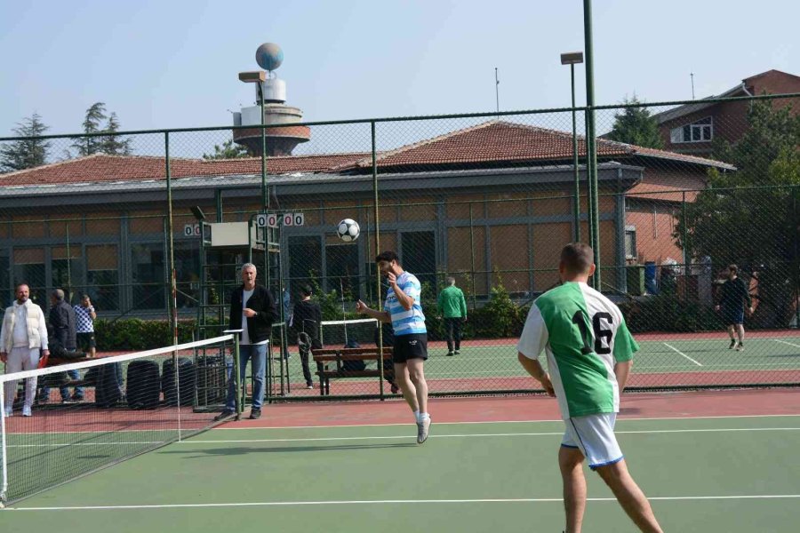 29 Ekim Cumhuriyet Bayramı Personel Ayak Tenisi Turnuvası Başladı