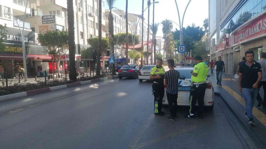 Trafikte Kural Tanımaz Turistler Cezadan Kaçamadı