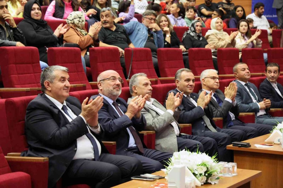 Talas’ta Gönüllere Dokunan Alişan Kapaklıkaya Söyleşisi