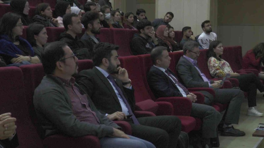 Erü’de "türkiye’de Medikal Sektörü: Girişimcilik Ve Devlet Destekleri Semineri" Yapıldı