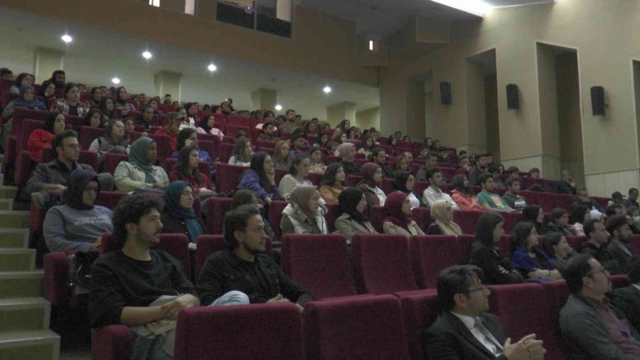 Erü’de "türkiye’de Medikal Sektörü: Girişimcilik Ve Devlet Destekleri Semineri" Yapıldı