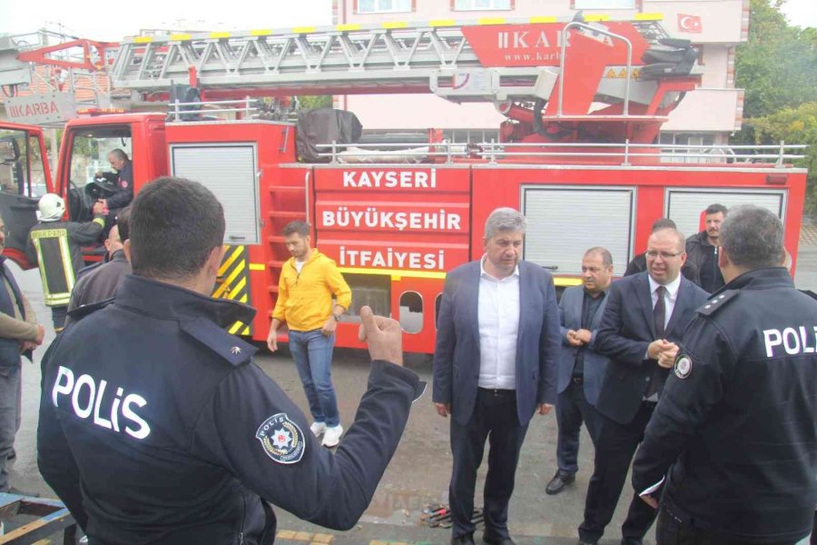 Atölyede Çıkan Yangında 1 Kişi Yaralandı