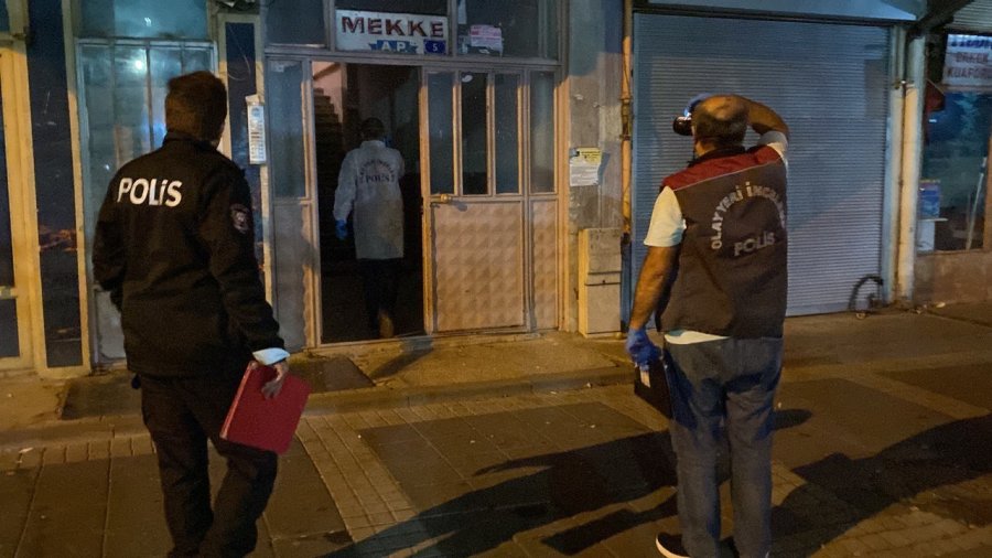 80 Yaşındaki Kadın Evinde Ölü Bulundu