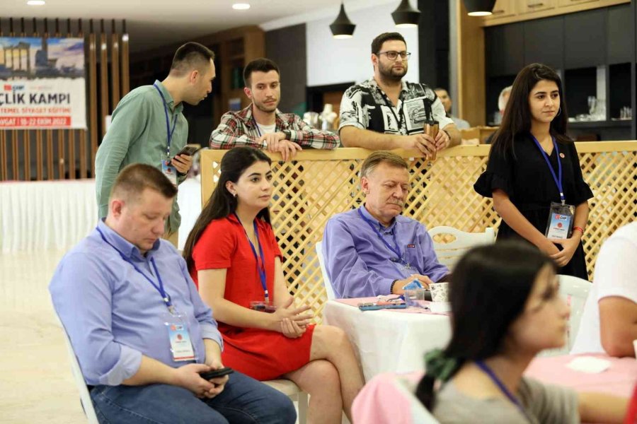 Başkan Şükrü Sözen Chp’li Gençlerle Buluştu