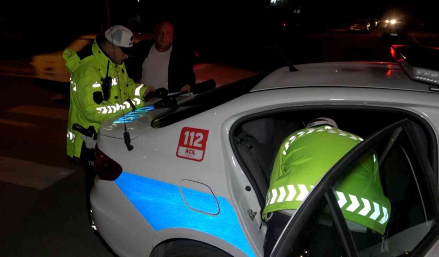 1,56 Promil Alkollü Çıktı, “hata Yaptığımı Biliyorum, İnşallah Bir Daha Yapmam” Dedi