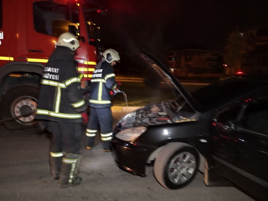 Alkollü Araç Kullanırken Kaza Yaptı, Önce Arabaya Yattı, Sonra Polise Ağladı