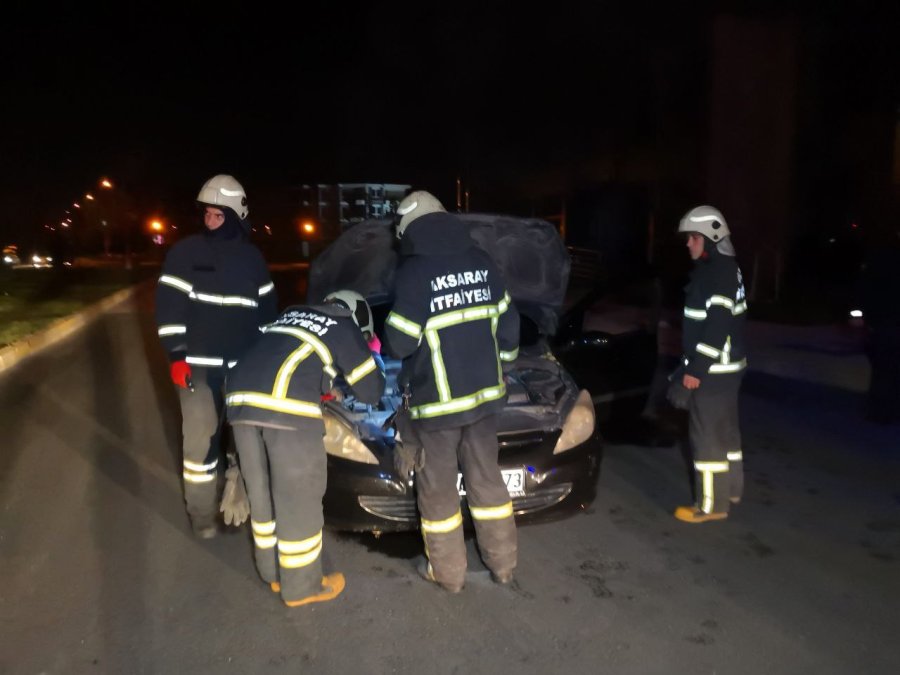 Alkollü Araç Kullanırken Kaza Yaptı, Önce Arabaya Yattı, Sonra Polise Ağladı