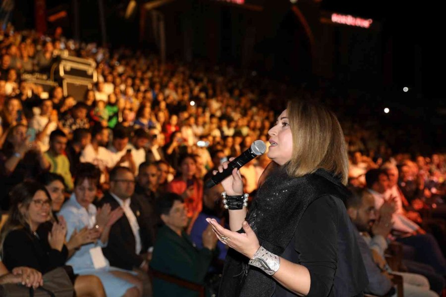 Alkü’de Azerin Rüzgarı Esti