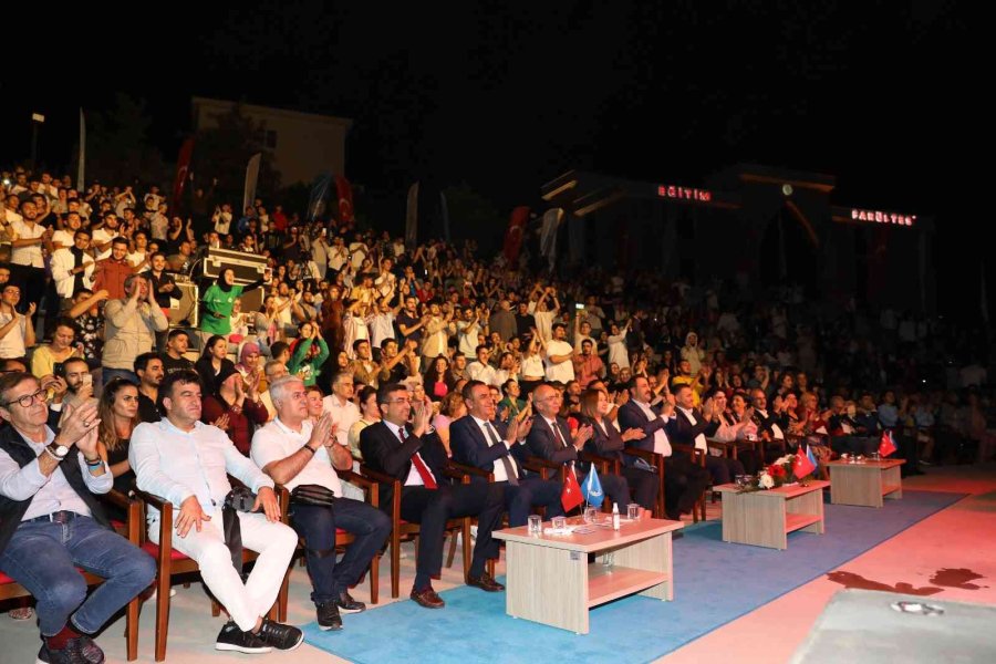 Alkü’de Azerin Rüzgarı Esti