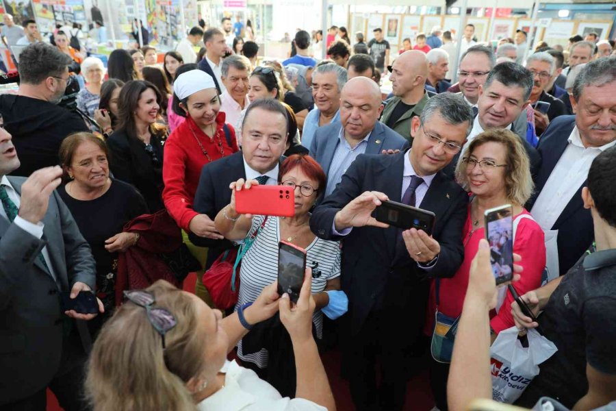 12’nci Kitap Fuarı Kapılarını Açtı