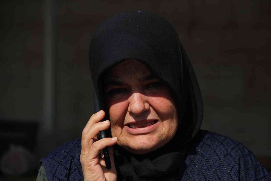 Gözü Yaşlı Annenin İçindeki Şüpheyi Dna Testi Netleştirecek