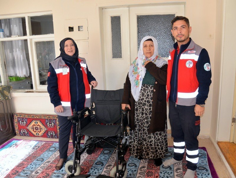 Prof. Dr. Uğur Bilge “sağlıkta Tüm Engelleri Kaldırıyoruz” Projesi Çerçevesinde Ziyaretlerde Bulundu