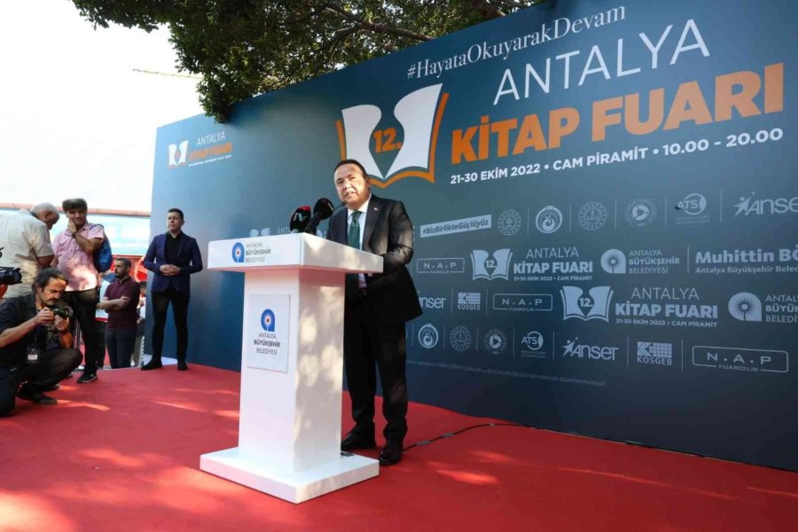12’nci Kitap Fuarı Kapılarını Açtı