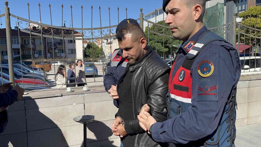 2 Akrabasını Yaralayan Şüpheli Adliyeye Sevk Edildi