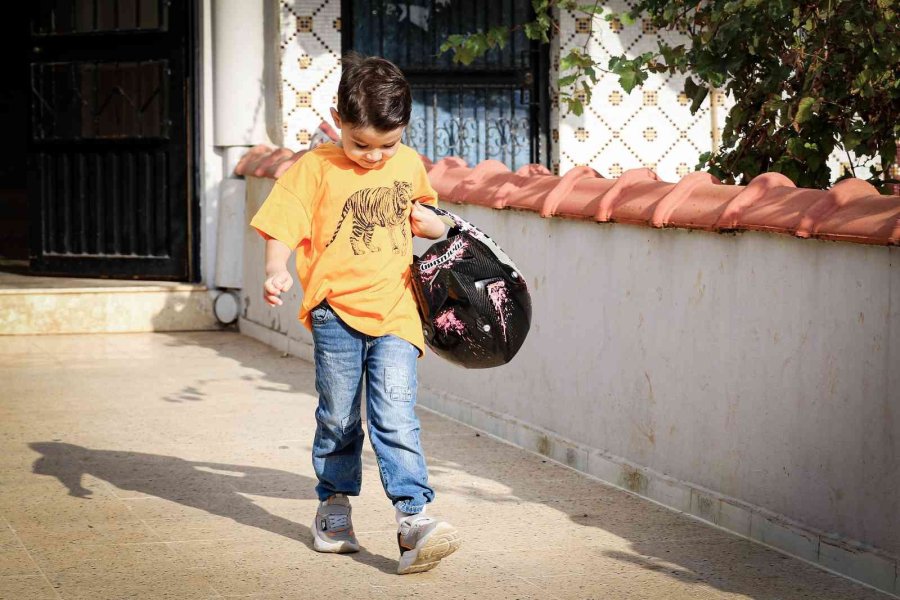 Hırsızlar, Kenan Sofuoğlu Hayranı Minik Göktürk’ün Hayallerini Çaldı