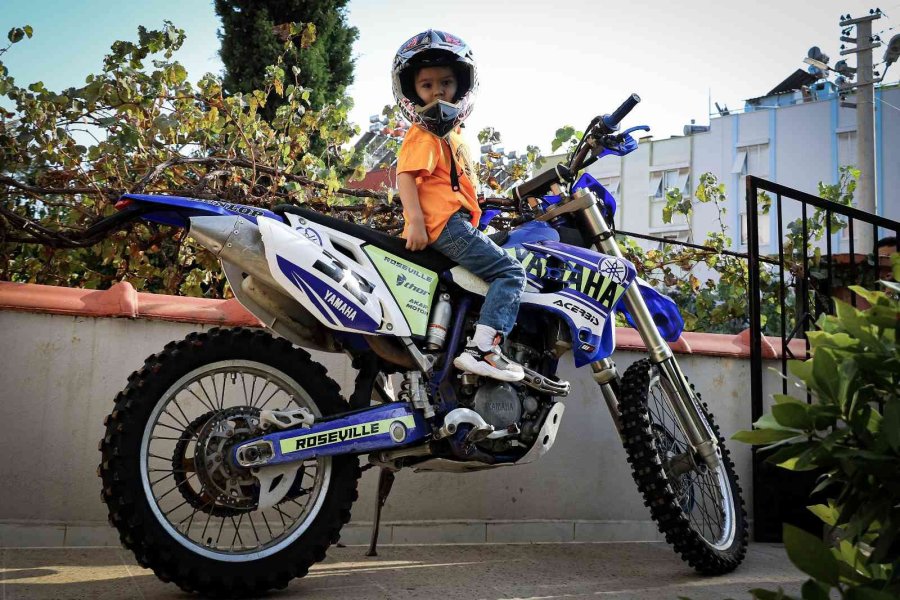 Hırsızlar, Kenan Sofuoğlu Hayranı Minik Göktürk’ün Hayallerini Çaldı