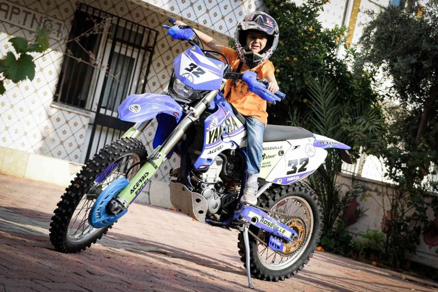 Hırsızlar, Kenan Sofuoğlu Hayranı Minik Göktürk’ün Hayallerini Çaldı