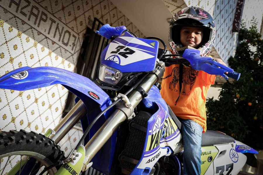 Hırsızlar, Kenan Sofuoğlu Hayranı Minik Göktürk’ün Hayallerini Çaldı