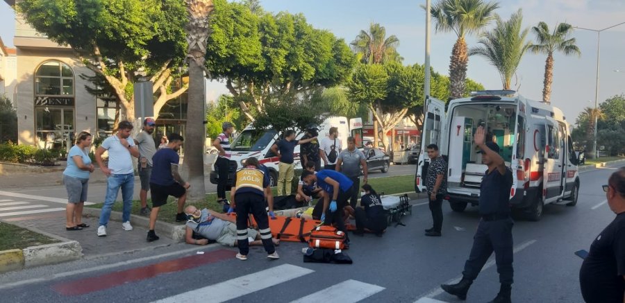 Yaya Geçidinde Motosikletin Çarptığı Polonyalı Turistler Yaralandı