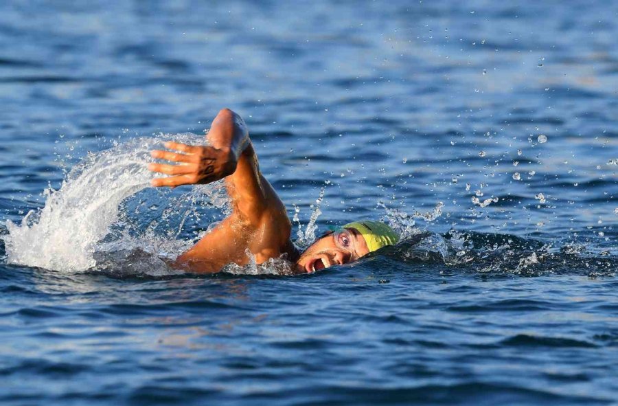 Konyaaltı’nda Yüzme Yarışı Heyecanı Başladı